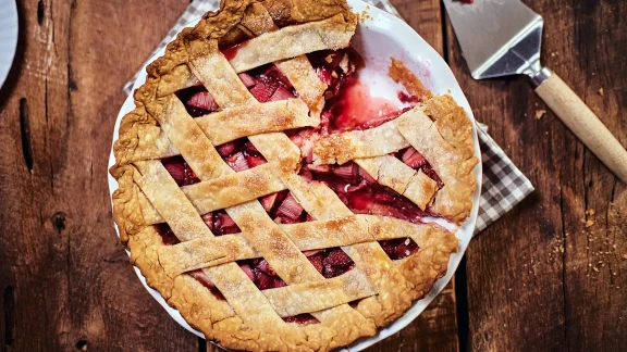 Strawberry Rhubarb Pie