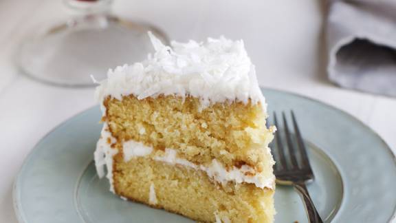 Old-Fashioned-Fresh-Coconut-Cake