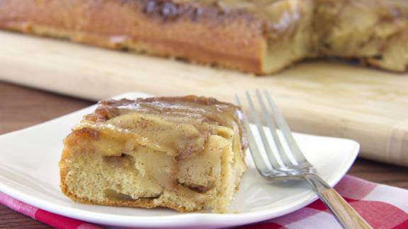 Spiced-Apple-Upside-Down-Cake
