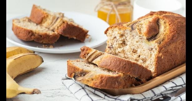 Quick-and-easy-banana-bread--