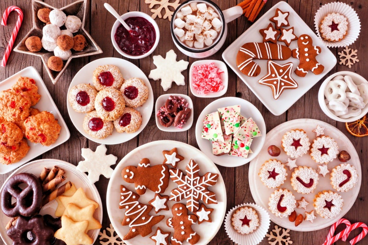 https://www.clubhouse.ca/-/media/project/oneweb/clubhouseca/article-images/christmas-cookie-recipe/christmas-cookie-recipe-banner.jpg?rev=97fa5253d97d4073a02075b02c8d3806&vd=20211108T152813Z&hash=1D7C839526A5330198B3A5C3B6AD92C8