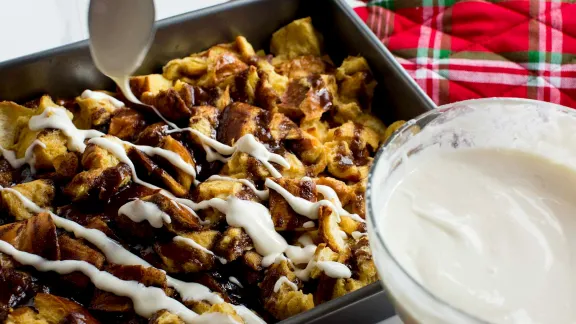 Overnight Cinnamon Roll Casserole