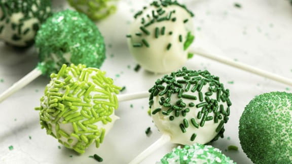 irish-cake-pops