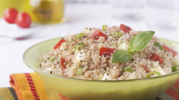 easy-summer-quina-salad