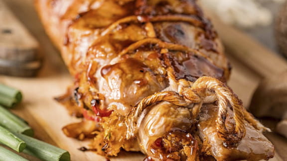 Grilled-Stuffed-Pork-Tenderloin-576X324