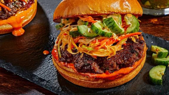 Korean-Smashed-Burger-with-Quick-Smashed-Pickles