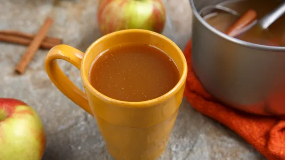 hot-maple-mulled-apple-cider