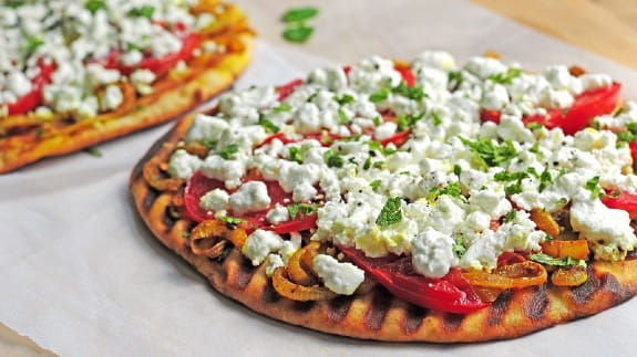 pizza-party-grilled-flatbread