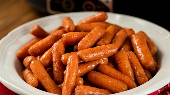 Cinnamon Sugar Glazed Carrots