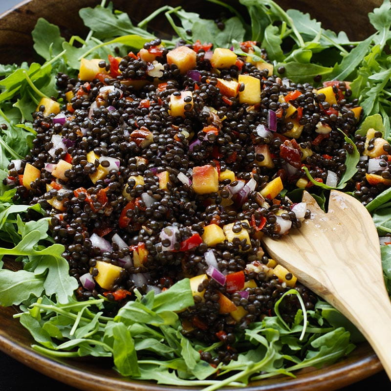 Lentil_and_peach_salad_with_tarragon_mustard_vinaigrette_800x800