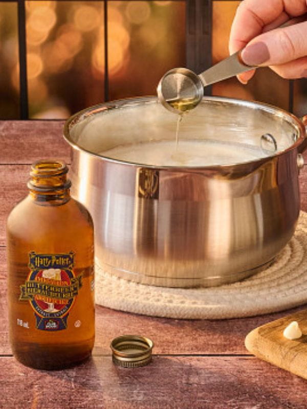 stir butterbeer flavoured extract into white hot chocolate