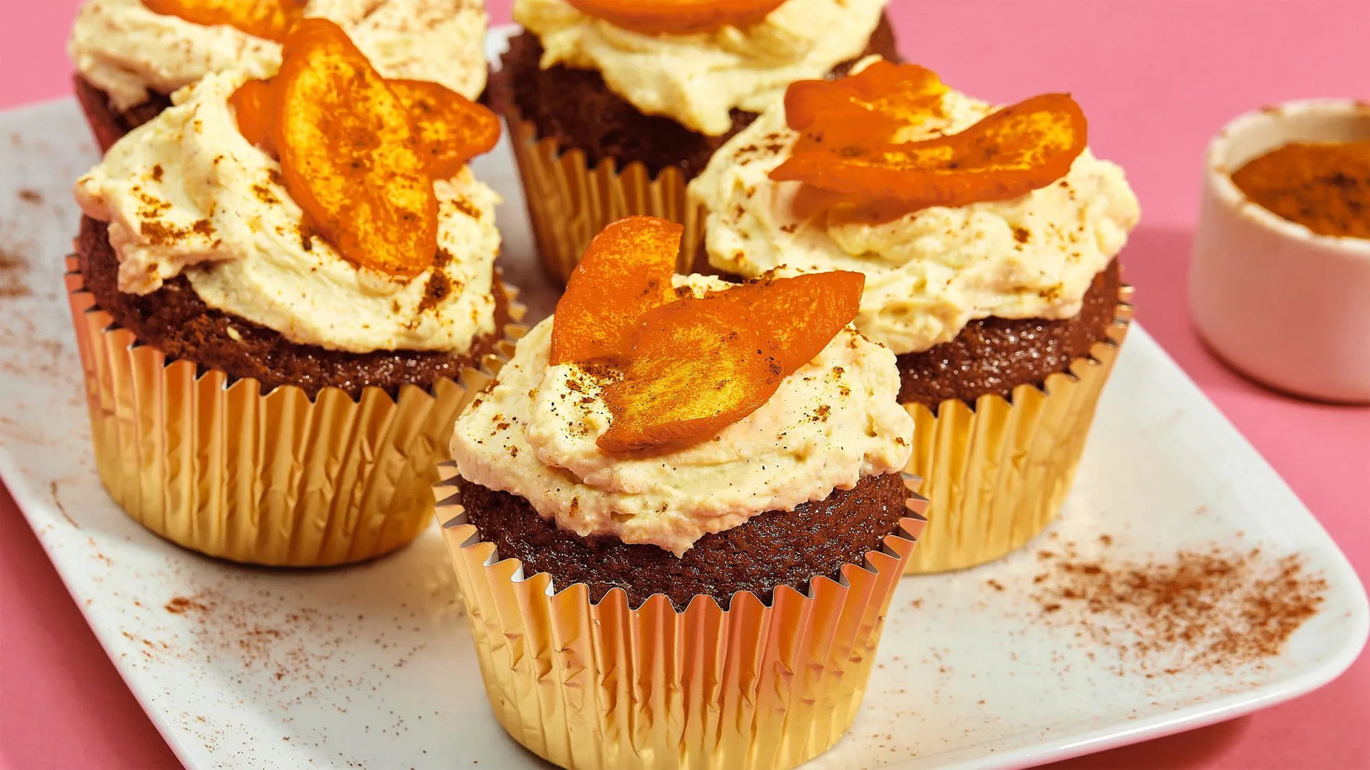 FF21_Physiological-Eating-Warming_Spiced-Honey-Cake-with-Labneh-Frosting-1_2000x1125