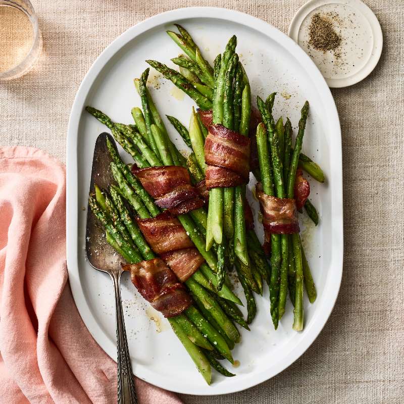 bacon wrapped asparagus bundles