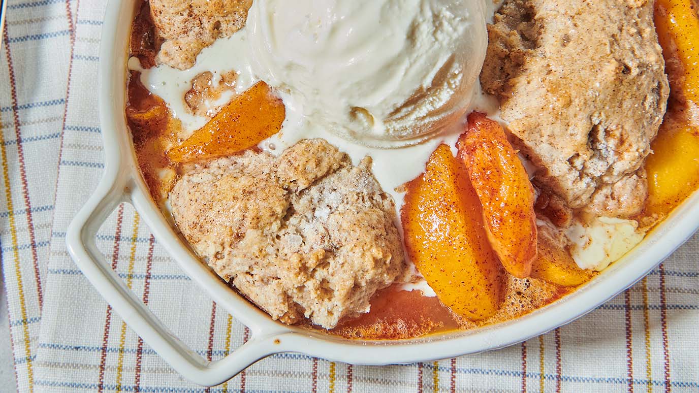 Easy Peach Cobbler Recipe with Bisquick® Topping