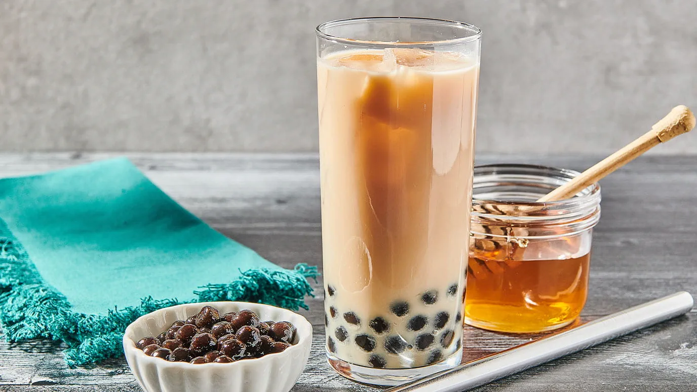 Vanilla Bubble Tea with Coconut Milk